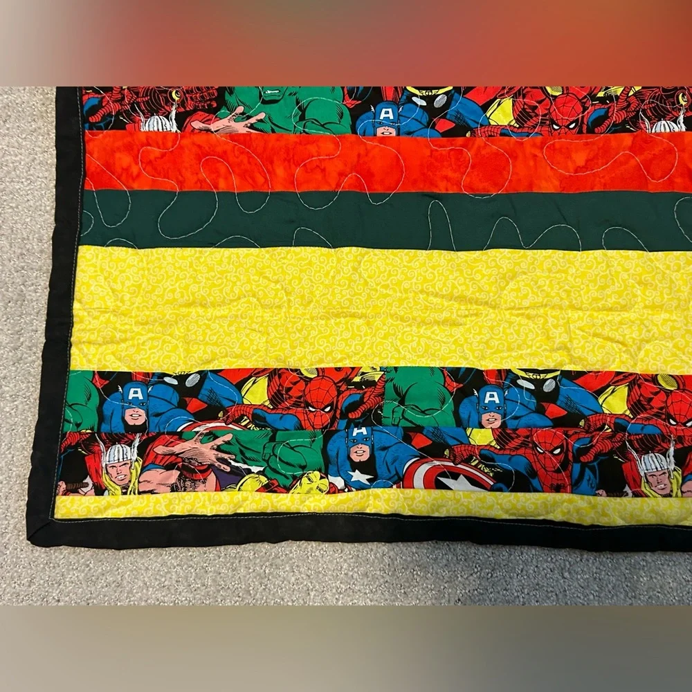 Marvel Superheroes‎ Handmade Quilt 29” x 33” Baby Blanket Wall Decor Throw